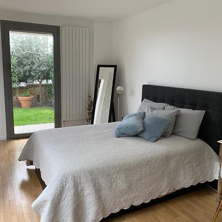 Chambres Dans Maison D'Architecte Suresnes Luaran gambar