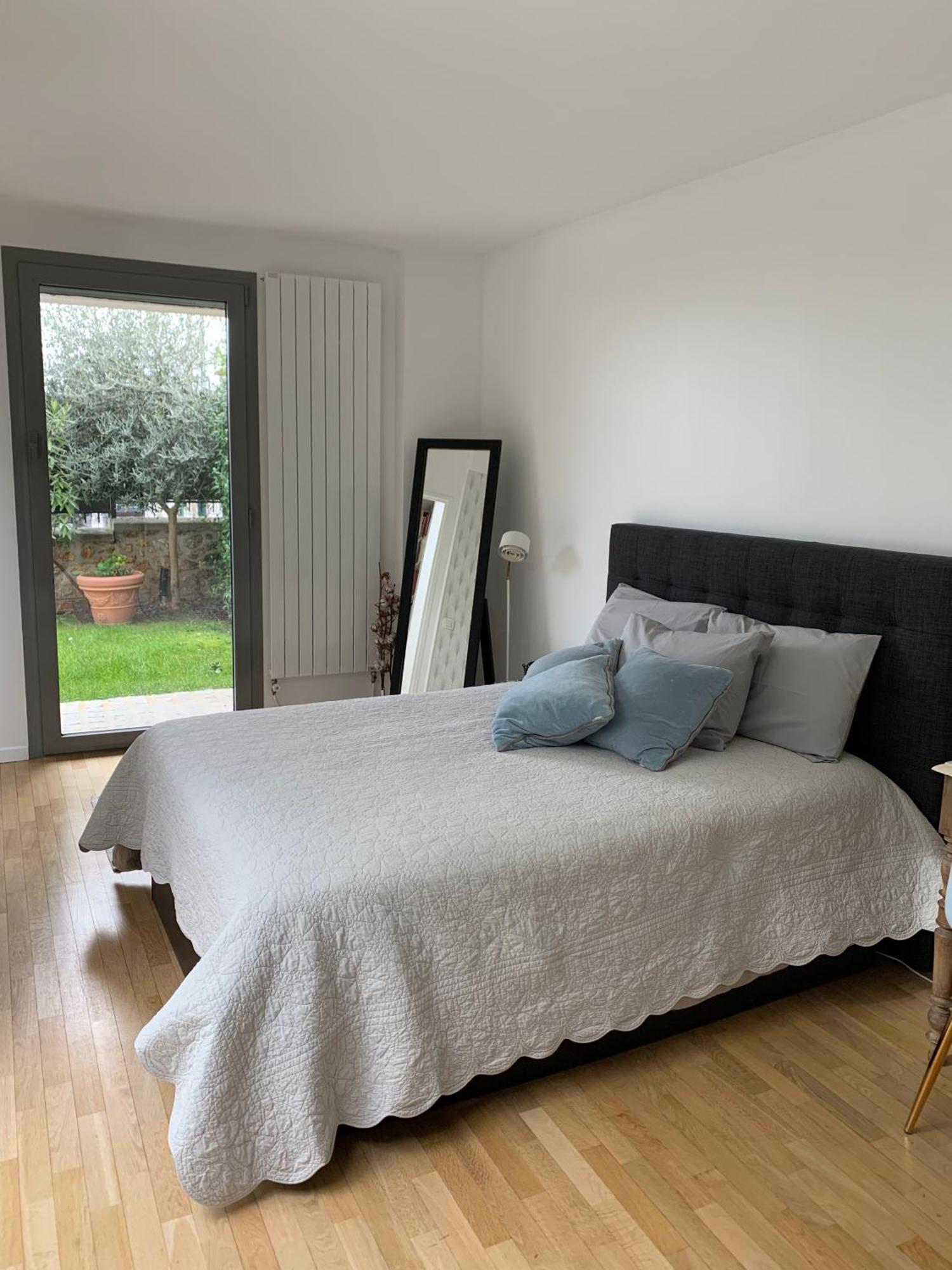 Chambres Dans Maison D'Architecte Suresnes Luaran gambar